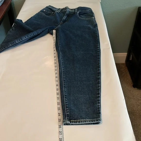 Levi’s Silver Tab Mom Jean Relaxed Fit High Rise Size 27 - Picture 7 of 16
